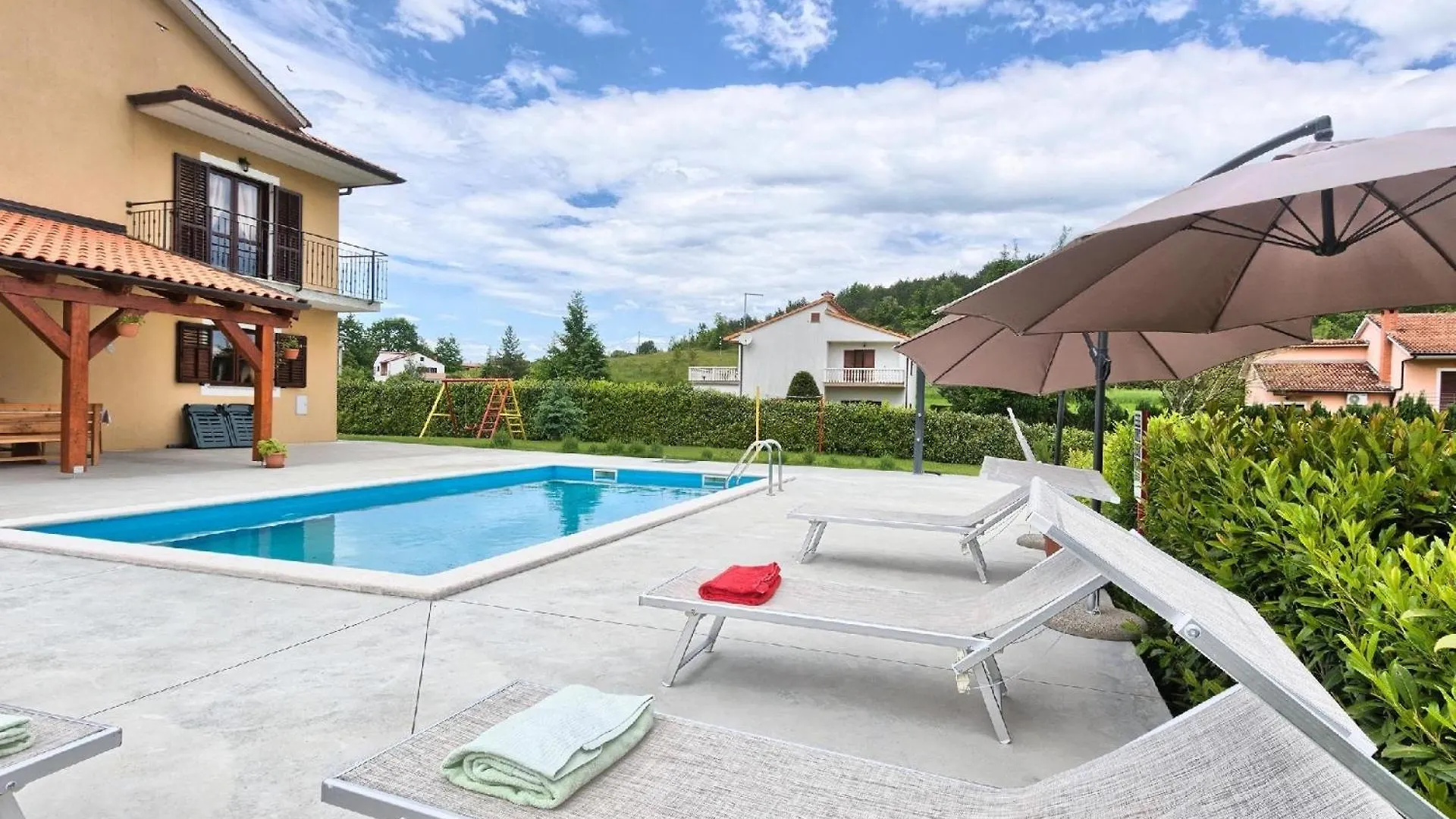 Ferienhaus Mit Privatpool Fuer 10 Personen Ca 188 Qm In Zarecje, Istrien Binnenland Von Istrien Holiday home Zarecje